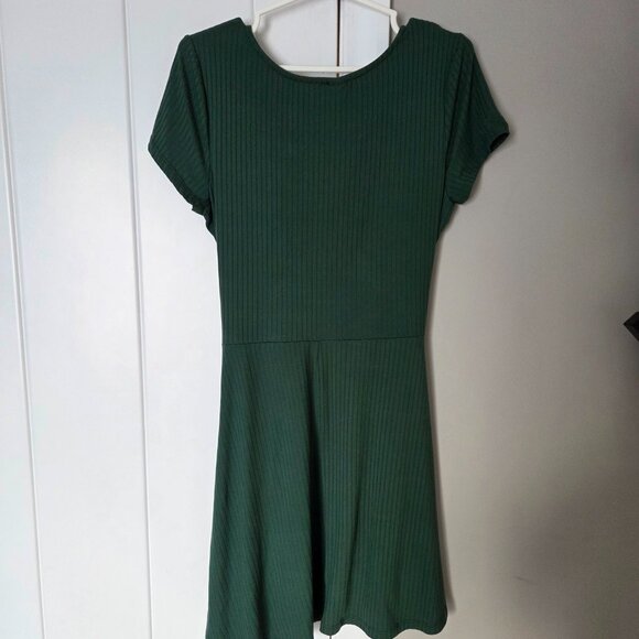 Forest Green Ribbed Wrap Dress - Picture 5 of 7